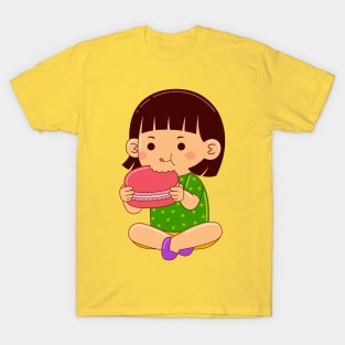 girl kids eating macaroon T-Shirt